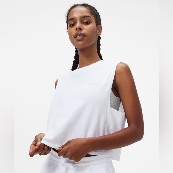 Outdoor Voices Everyday Boyfriend Muscle Tee - Picture 4 of 4